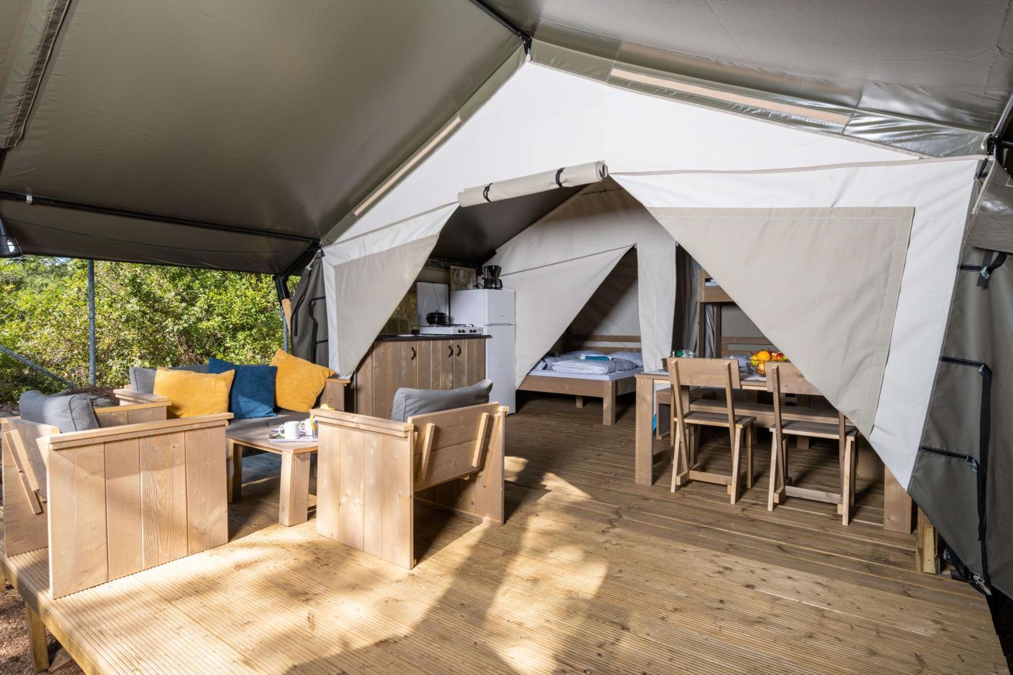 Easyatent Safari Tent Comfort Krk Krk Town Quarto foto